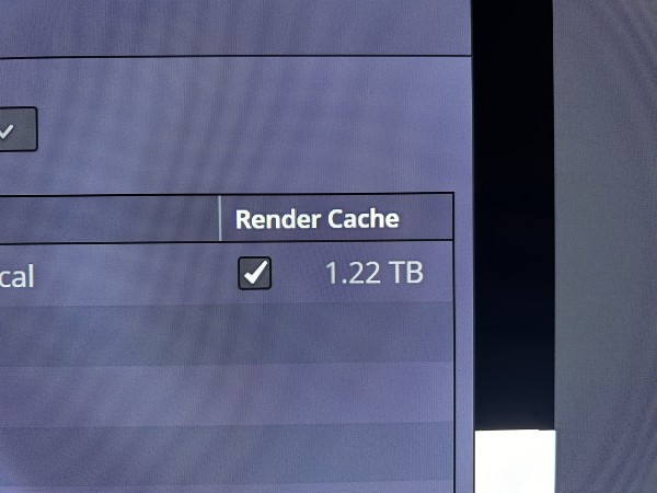 Screenshot of Da Vinci Resolve showing render cache 1.22 TB