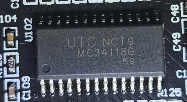 a UTC NCT9 MC34118G 59 chip.
It's a 28-pin SOIC package
